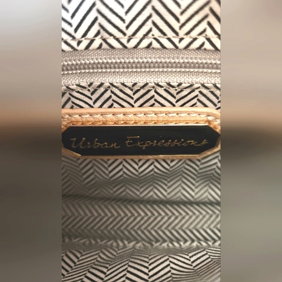 Clutch / Shoulder Bag - Picture 7 of 11